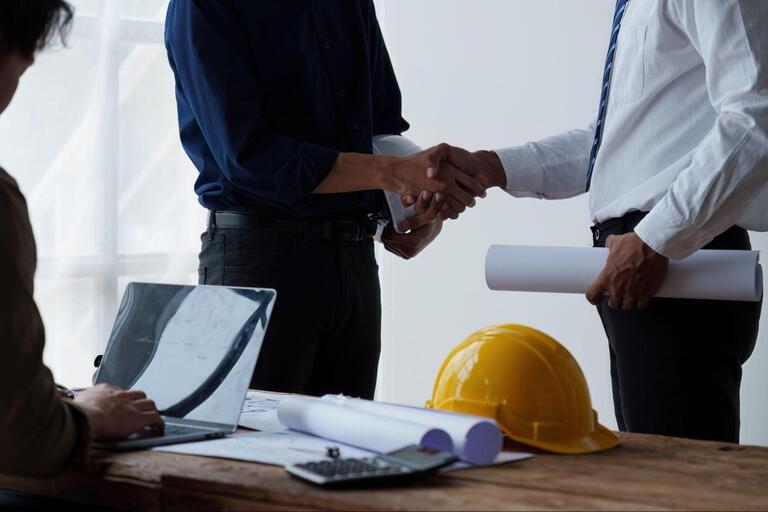 Como analisar a reputação de uma construtora antes de comprar um imóvel