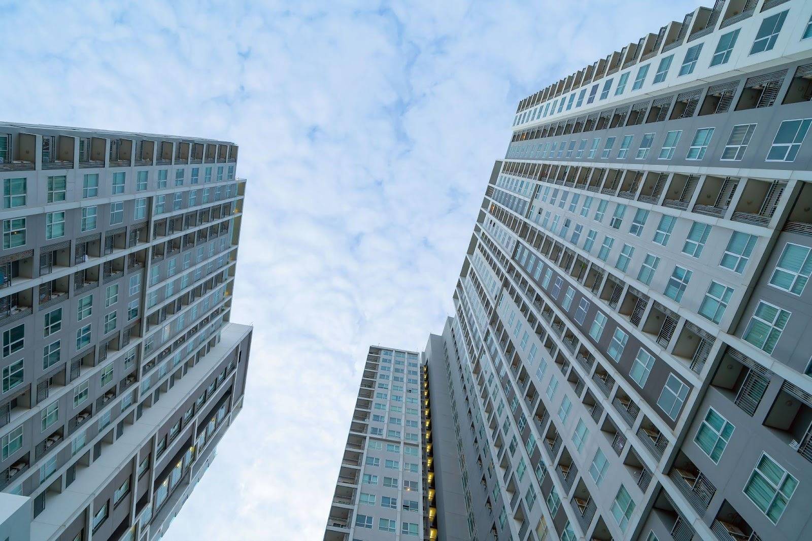 Andar alto ou baixo: Qual vale mais a pena para morar?